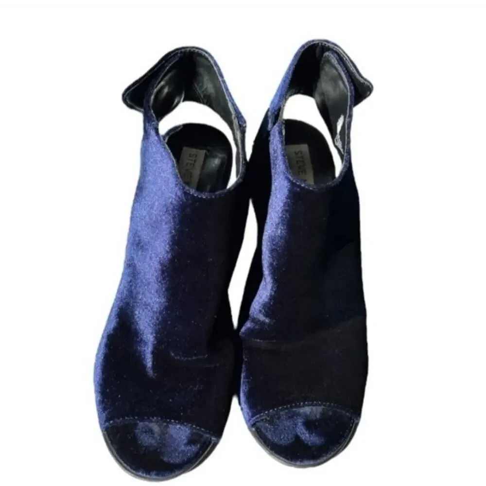 Steve Madden Royal Blue Velvet Heels Pumps Open Toe Size 7.5‎
